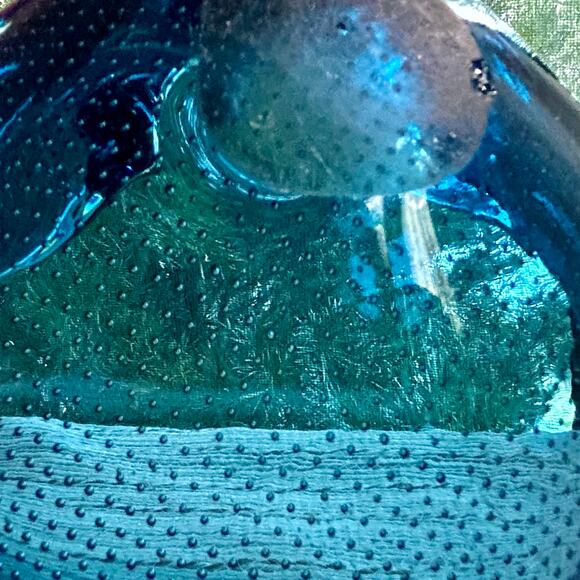 Blenko Vintage Cobalt Blue Controlled Bubble Art Glass Bowl or Ashtray - Picture 4 of 16